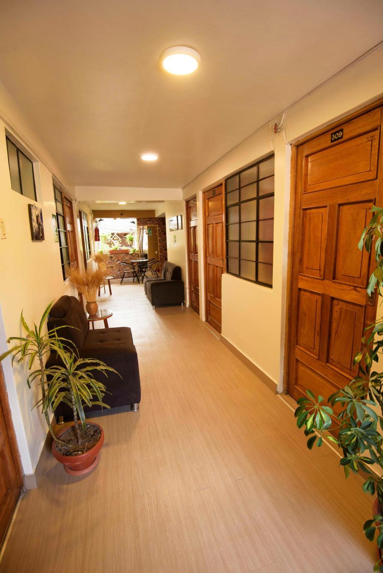 Hotel Virgen Del Carmen - Huaraz Zewnętrze zdjęcie